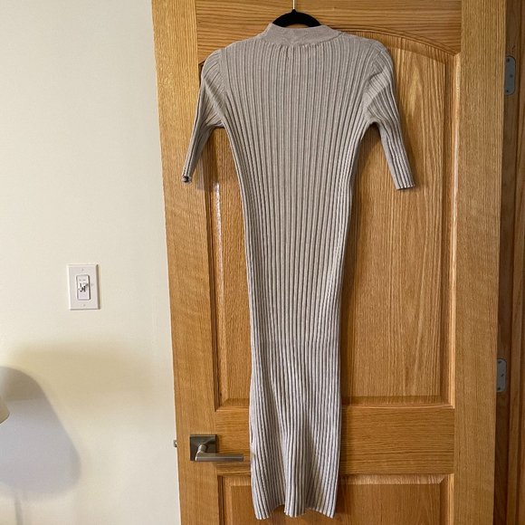 Modern Citizen Body-con Sweater Dress in Cream, Size M - Picture 2 of 7